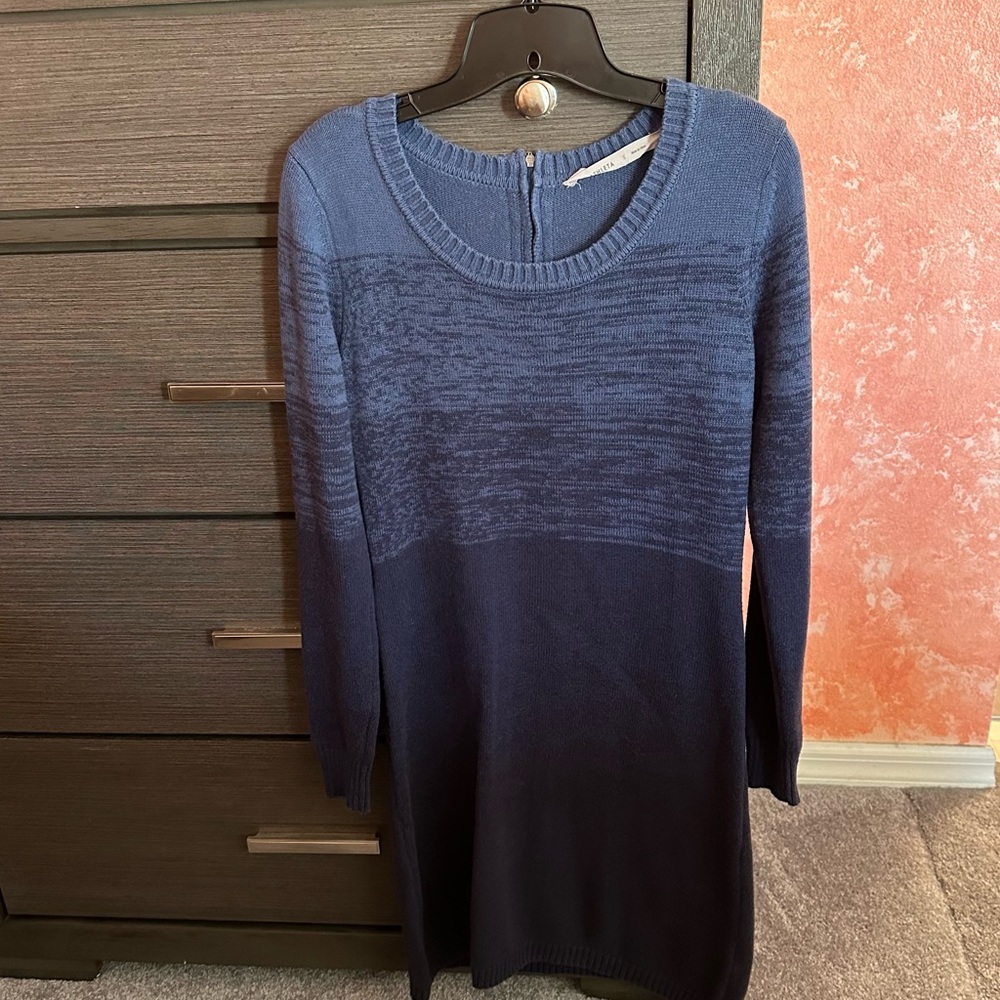 Athleta ombré blue sweater dress small